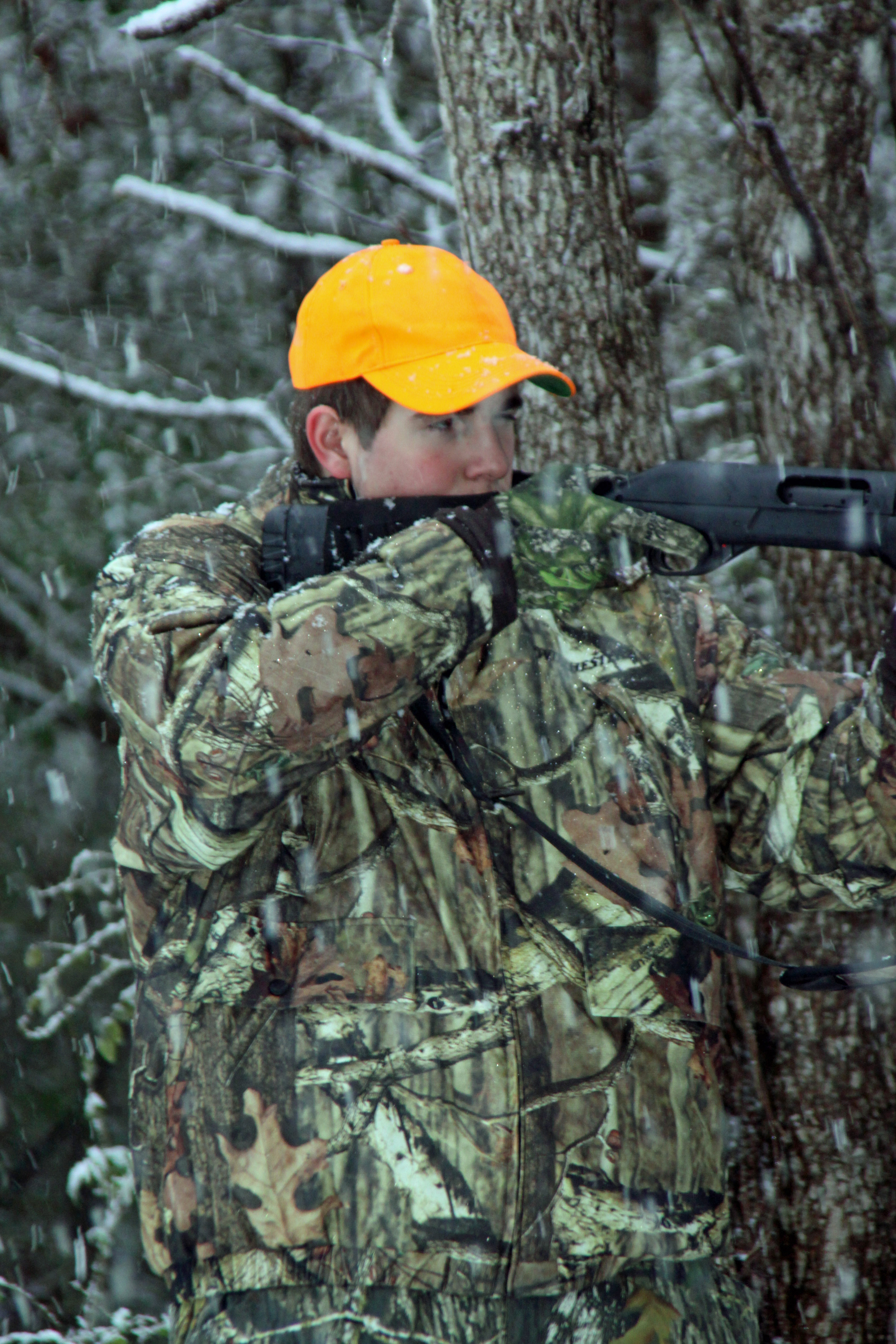 Avoid crowds and watch the weather to have success deer hunting late in the season.